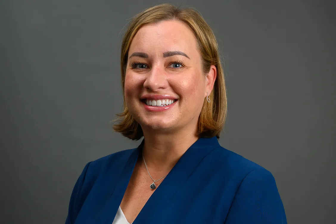 Headshot of Courtney Knupp