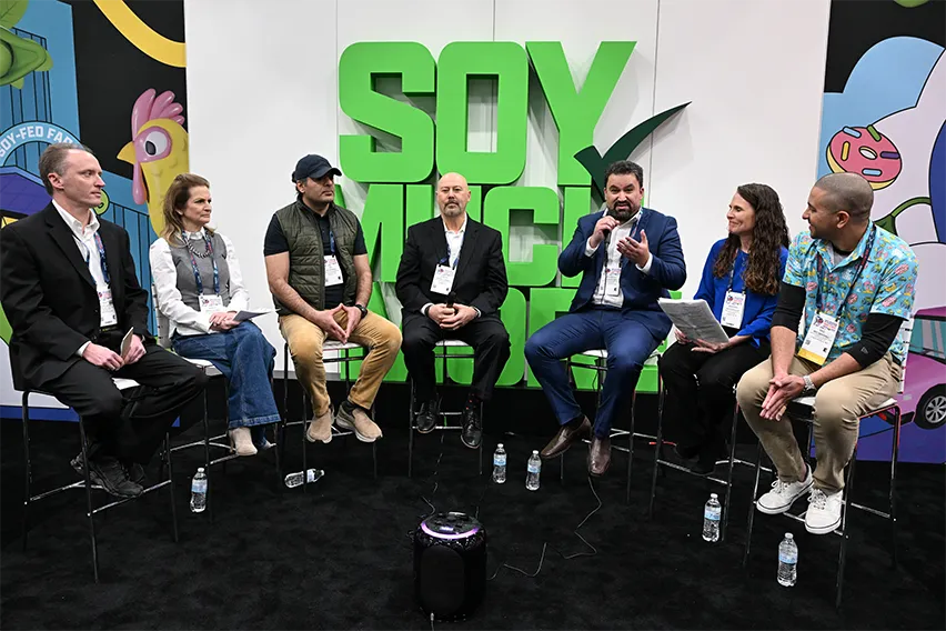 Soy Innovation Challenge finalists and industry leaders participate in a panel discussion at Commodity Classic.